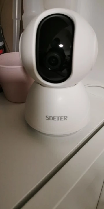 Indoor WiFi wireless security camera