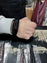 Precio al por mayor pulsera clásica de cuero genuino para hombres joyería de encanto de mano imán multicapa regalo hecho a mano para chicos geniales pulseira masculina