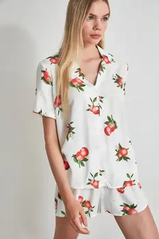 

Trendyol Fruit Pattern Viscose Pajamas set THMSS20PT0357