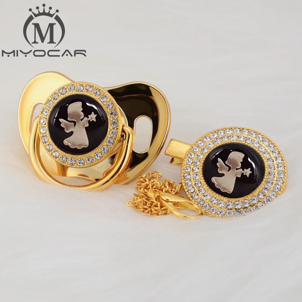 Соска-пустышка с серебряным и золотым ангелом от MIYOCAR зажимом не содержит