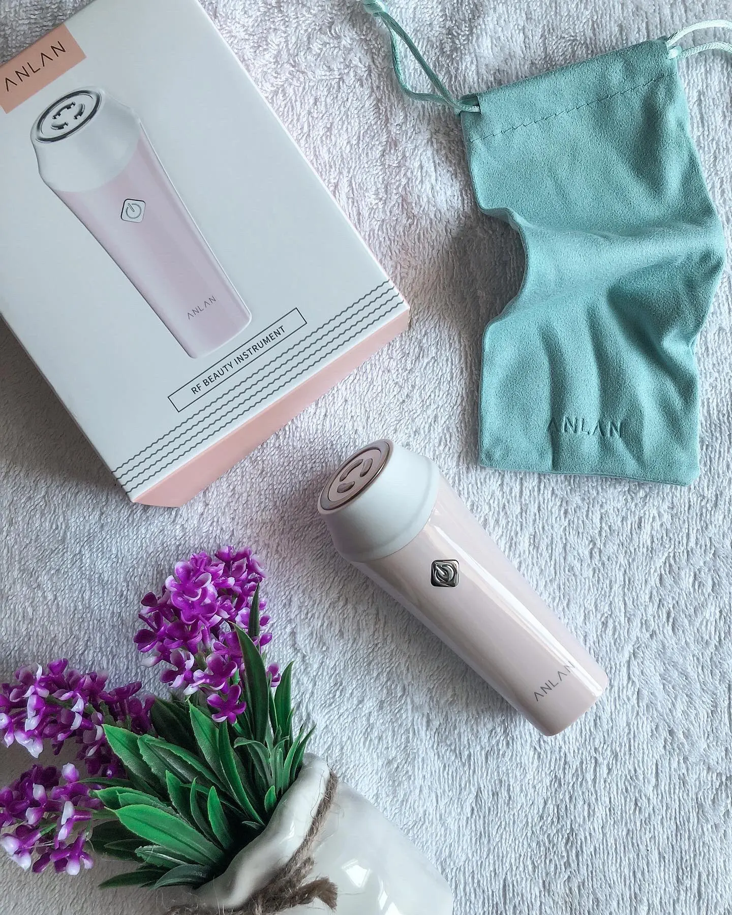 Отзыв о товаре ANLAN rf лифтинг аппарат массажер для лица микротоки для лица рф лифтинг аппарат RF Устройство для красоты RF лифтинг для лица радиочастотная мезотерапия для лица омоложение кожи лифтинг укрепляющее удаление морщин от пользователя T***k