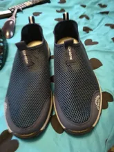 Los nuevos hombres de verano Zapatos casuales cómodos Slip-on transpirable zapato plano de malla de aire zapatillas Zapatillas de deporte de agua mocasines tamaño 39-49 Zapatos