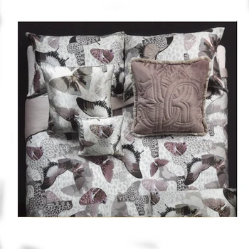 

Roberto Cavalli complete double duvet cover 255x205 100% satin pure cotton luxory lux duvet cover art. FADING BUTTERFLIES