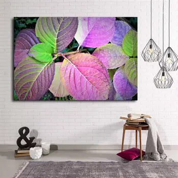 

Pink Green Leaf Canvas Table