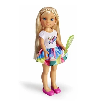 

Doll Nancy Mirror 1001 Coiffures Famosa (43 cm)