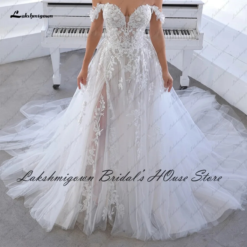 Lakshmigown Off the Shoulder Boho Wedding Gowns Lace Applique 2021 Robe Mariage Off White Princess Tulle Bridal Dress Side Split 3