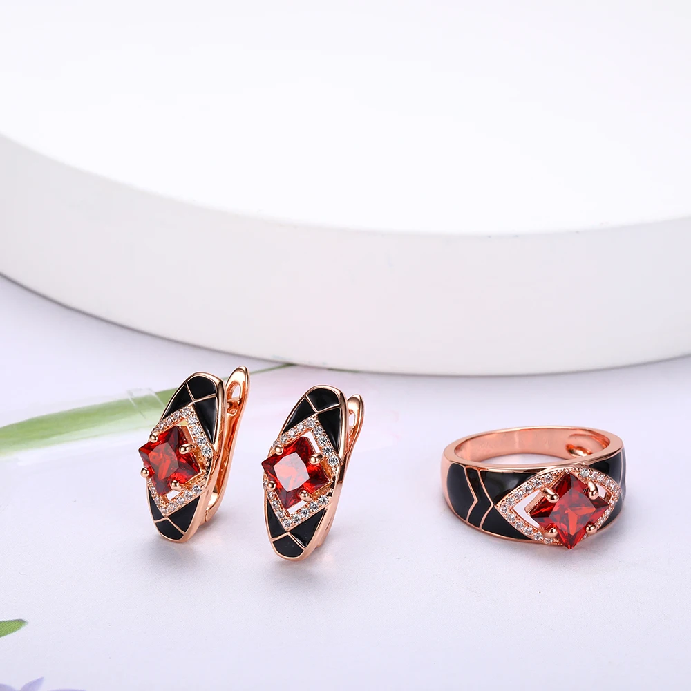 Huadie women's fashionable set of enamel decoration with zircons. Earrings and ring with a large zircon. Black enamel. new. 2022 trend