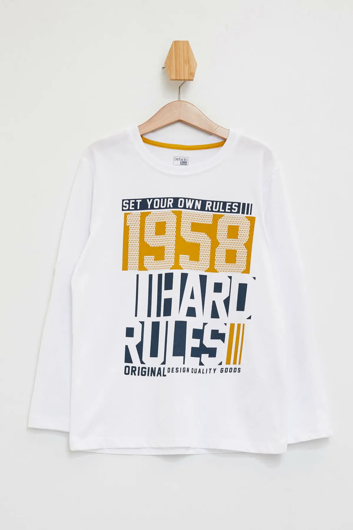 

DeFacto Boy Long Sleeve T-Shirt-L3044A619AU