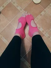 Calcetines antideslizantes con empuñadura adherente para mujer, medias antideslizantes para Yoga, gimnasio, Fitness, Pilates, calcetín de baile profesional