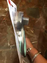 High Quality Pet Comb Self Cleaning Brush Professional Grooming Brush for Dogs and Cats