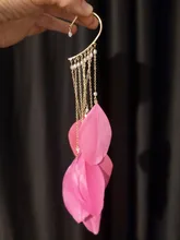 SUKI-pendientes bohemios con gancho para la oreja para mujer, aretes sin Piercing, accesorios de borlas largas, joyería