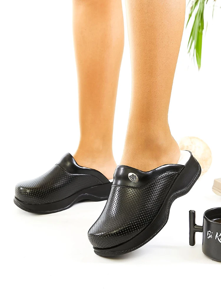 2021 Medical Slippers Women Shoes Hospital Surgical Nurse Doctor