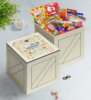 

Personalized Best Teacher In Wooden Box Nostalgic Lezzetler Gift Seti-15