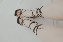 Aneikeh de verano zapatos de mujer Sandalias, de la Pu de moda Cruz-atado tacones de encaje fiesta bombas tamaño 35- 42 albaricoque blanco negro