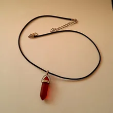 Colgante de cristal Natural con forma de columna Hexagonal para mujer, colgante de piedras, cadena de cuero, joyería