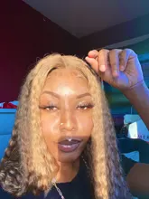 Color rubio rizado 13X4 frente de encaje pelucas de cabello humano Pre arrancado 180% brasileño encaje Frontal pelucas de cabello Remy rizado para las mujeres