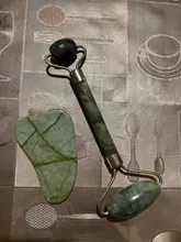 Rodillo masajeador Facial de piedra de Jade Natural, conjunto de rascador de Gua Sha verde, herramientas adelgazantes de belleza, 2 unidades