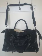 Bolso europeo de cuero PU para motocicleta para mujer, bandoleras cruzadas con remaches y borlas