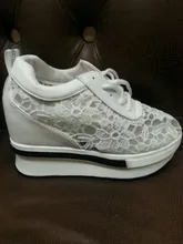 Zapatillas de deporte con encaje transpirable y plataforma para mujer, zapatos deportivos, informales, cómodos y transpirables para verano, novedad de 2020, gran oferta