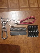 LLavero de cuero antipérdida para coche, soporte para llavero con número de teléfono, tarjeta, cuerda de cuero trenzado, accesorios para coche