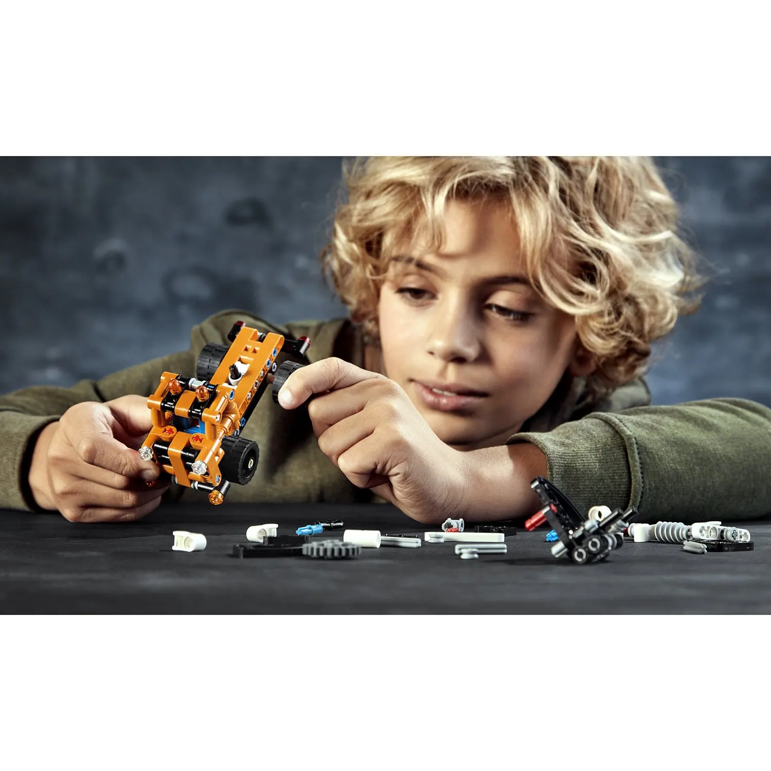 technic 42088