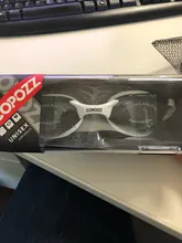 COPOZZ profesional impermeable chapado claro doble Anti-niebla gafas de natación Anti-UV de las mujeres de los hombres gafas de natación gafas con el caso