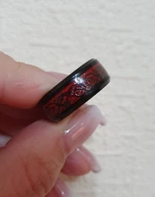 Hombre anillo rojo fibra carbono verde dragón negro con incrustaciones de confort ajuste anillos de acero inoxidable para los hombres de boda diamante anillo anillos boda banda