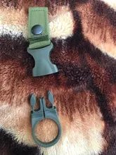 Molle Correa adjuntar clip de cinturón mochila al aire libre de la correa cierre Quickdraw mosquetón campamento agua percha de botella táctico Gancho de soporte