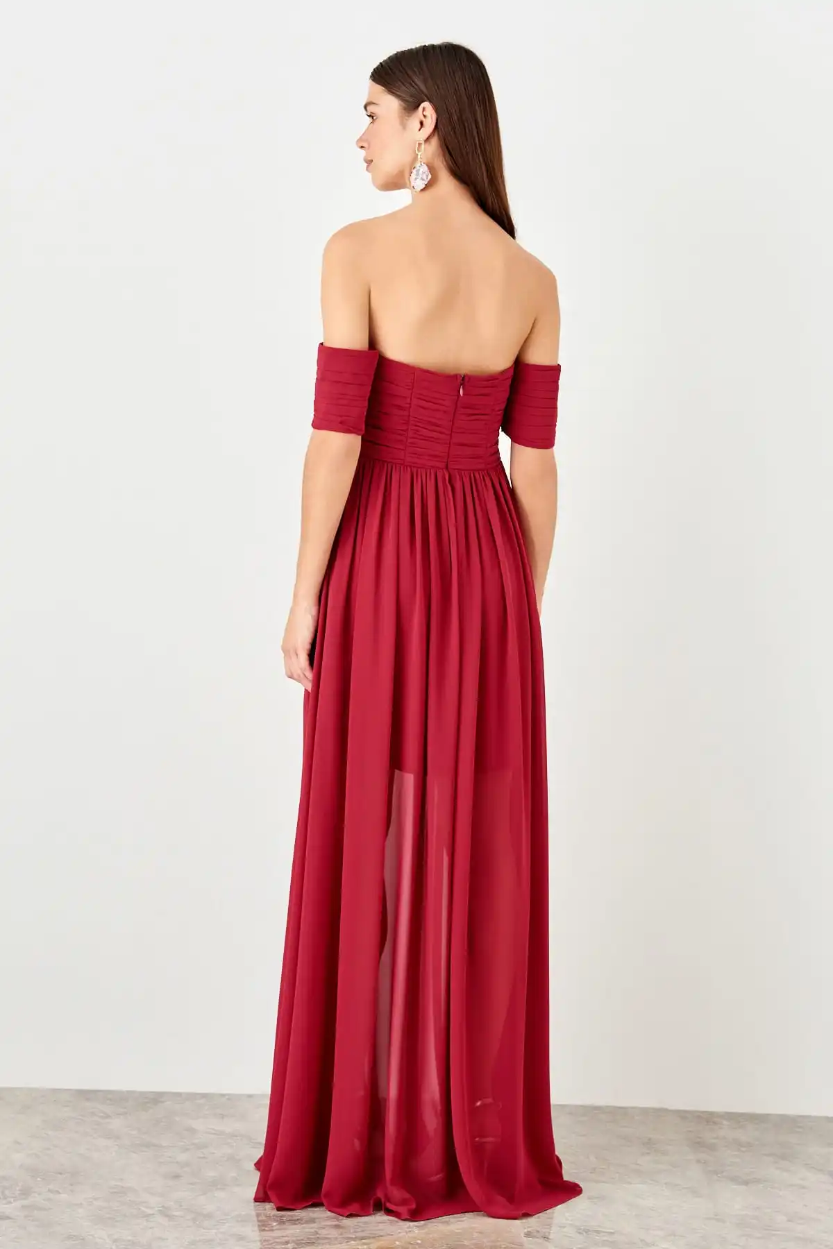 Trendyol вечернее платье без бретелек TPRSS19UZ0128