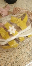 Sandalias de tacto suave para niña, calzado de gladiador con flores para niño, chanclas florales para niña, zapatos de princesa