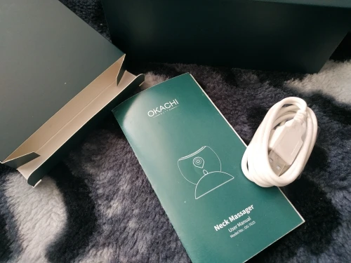 Отзыв о товаре Массажер для шеи OKACHI GLIYA, 2021 г., для массажа лица, разглаживания и удаления морщин, вибрация, холодный и горячий компресс, светодиодная подсветка, EMS терапия от пользователя K***k