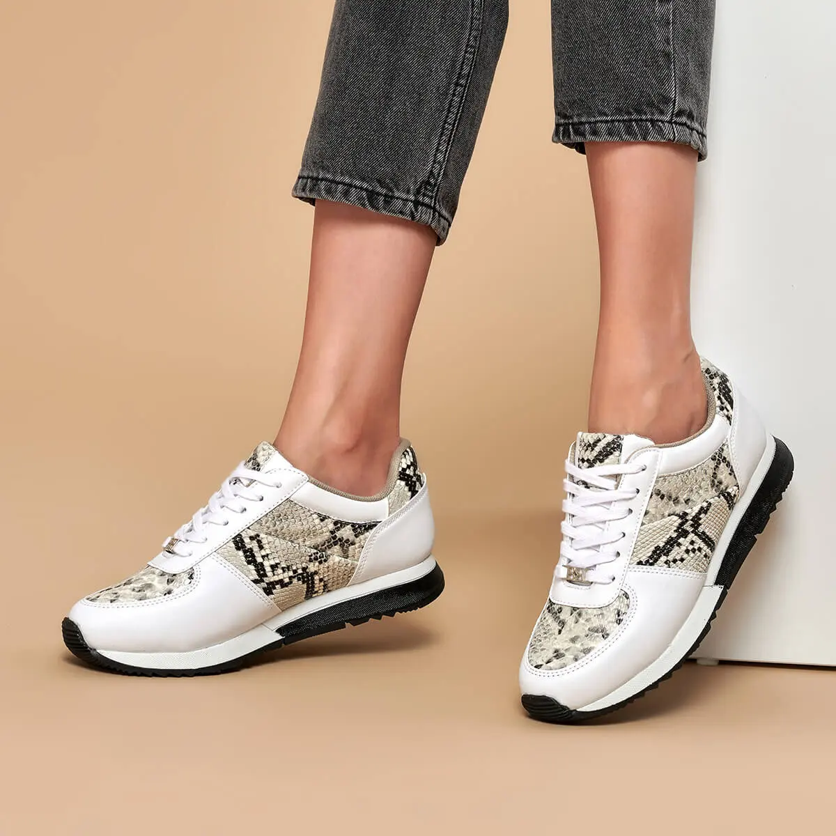

FLO White Snake Pattern Women's Sneaker Shoes Lace-up Casual Ladies Fashion Shoes BUTIGO S1116-5