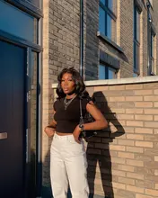 Luvin 28 30 32 40 pulgadas brasileño de la onda del cuerpo crudo extensiones de cabello humano cabello Remy extensiones con ondas al agua teje ofertas de productos al por mayor