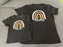 Camiseta a juego con estampado de Arco Iris para madre e hija, camiseta de manga corta con apariencia familiar, ropa de madre e hija, 1 unidad