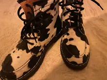 Las mujeres botas de moto Otoño de moda de invierno de Color sólido de botas Martin botas de las mujeres de alta calidad cómodo estampado de vaca botas de mujer