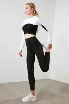 

Trendyol Tulle Detailed Sports Leggings TWOAW21TA0019