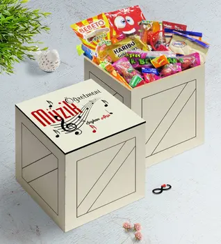 

Personalized Private Music Teacher In Wooden Box Nostalgic Lezzetler Gift Set