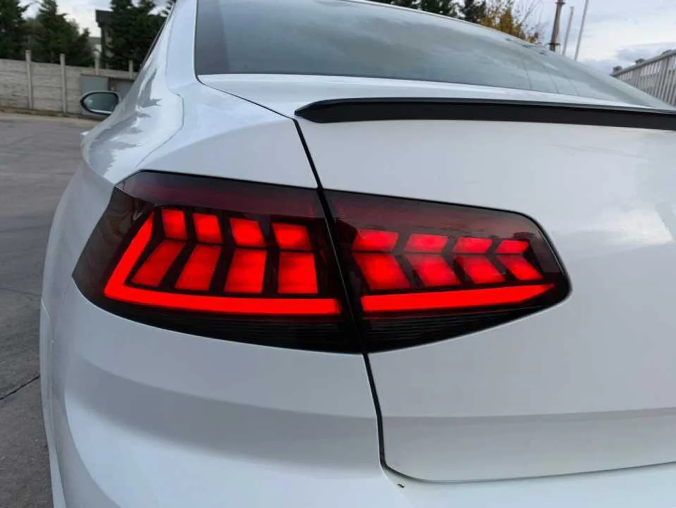 

Задний фонарь в сборе для Volkswagen Passat B8 2015 +, светодиодсветильник ходовые огни в стиле анимации, сигнал поворота, светодиодный задний фонарь высокого качества