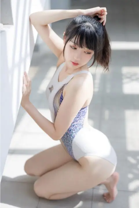 周叽是可爱兔兔11套写真合集【284P3V/3.01G】-文明社