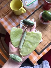 Gua Sha-Rodillo de Jade masajeador Facial 100% verdadera piedra Natural, rascador Gouache, herramientas de masaje para el cuidado de la piel