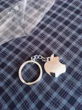 Nueva llegada de Metal llavero de manzana regalos creativos llavero con forma de manzana anillo coche llave anillo
