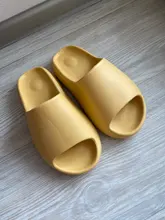 JIANBUDAN al aire libre suave cómodo zapatillas hombres mujeres baño interior zapatos de Casa EVA plano suela gruesa diapositivas sandalias de verano