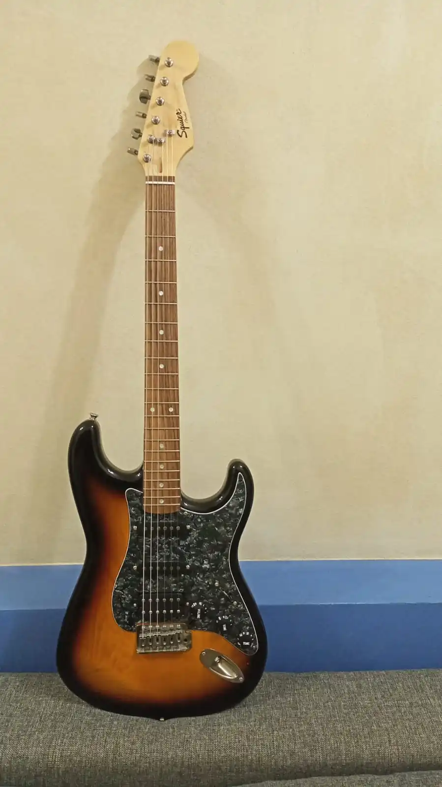Б/У Stratocaster Squier by Fender 2006. Быстрая Доставка |