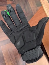 ROCKBROS-guantes de ciclismo a prueba de viento para otoño e invierno, guantes deportivos antigolpes transpirables con pantalla táctil SBR para bicicleta de montaña