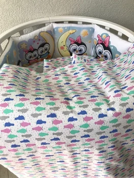 

Комплект в круглую/овальную кроватку "Мультяшки" Комплекты в круглую/овальную кроватку