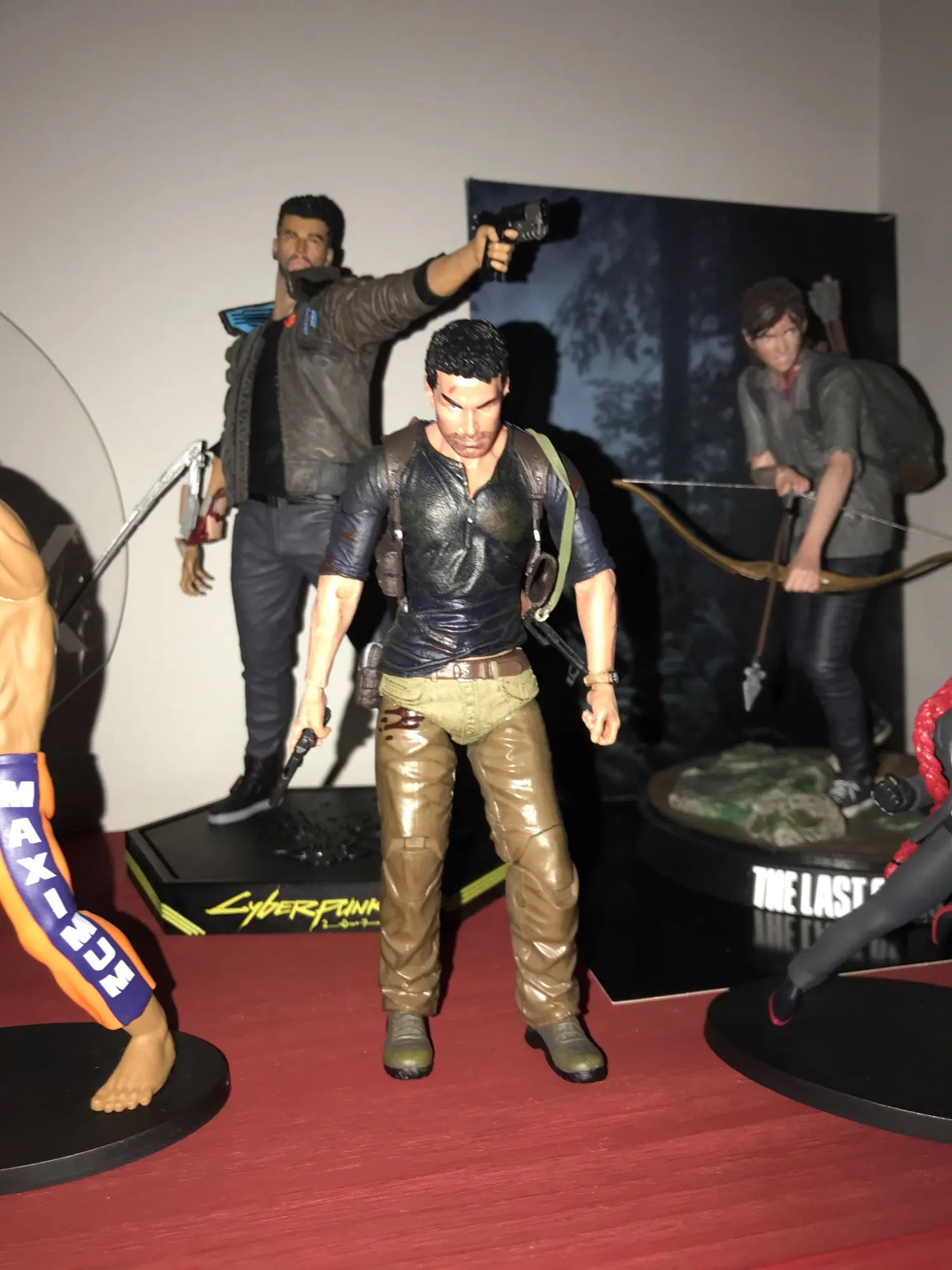 NECA Uncharted 4 A thief's end NATHAN DRAKE Ultimate Edition PVC