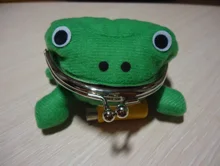 1 Uds. De cartera con forma de rana para Cosplay, monedero con forma de Animal verde, monedero de felpa suave, Mini cartera para tarjetas delgada