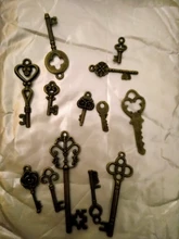 13 Uds Vintage encantos mixto colgante de llaves bronce antiguos encantos clave collar pulseras DIY joyería de Metal al por mayor