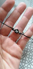 Pulsera con nombre ajustable para hombre y mujer, joyería de mano con letras, regalo para Amiga, Color negro y rojo, venta al por mayor