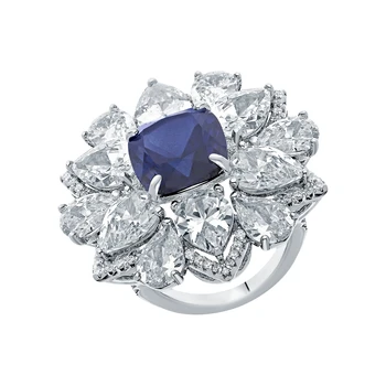 

Silver ring with cubic zirconia sunlight sample 925